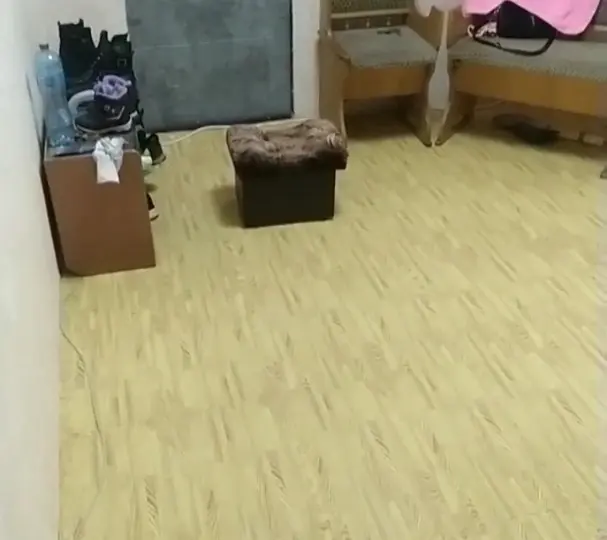 Самое бюджетное напольное покрытие для дачи, летней кухни или балкона